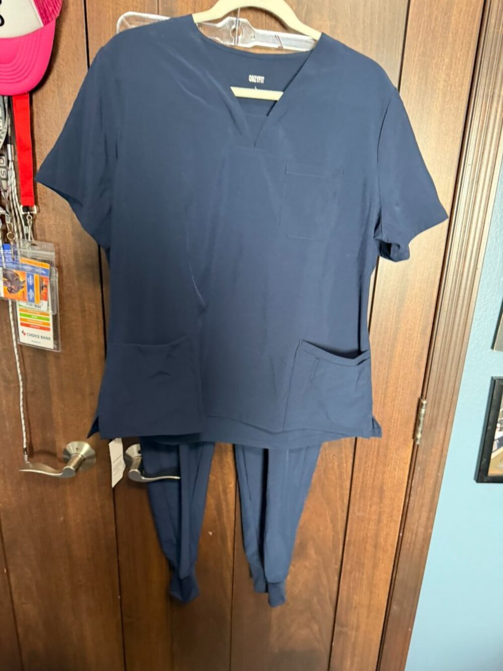 NWT CozyFit Size L Womens Scrubs
